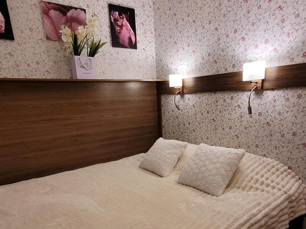Odessa Old Center Ekaterininskaya 39アパートメント エクステリア 写真
